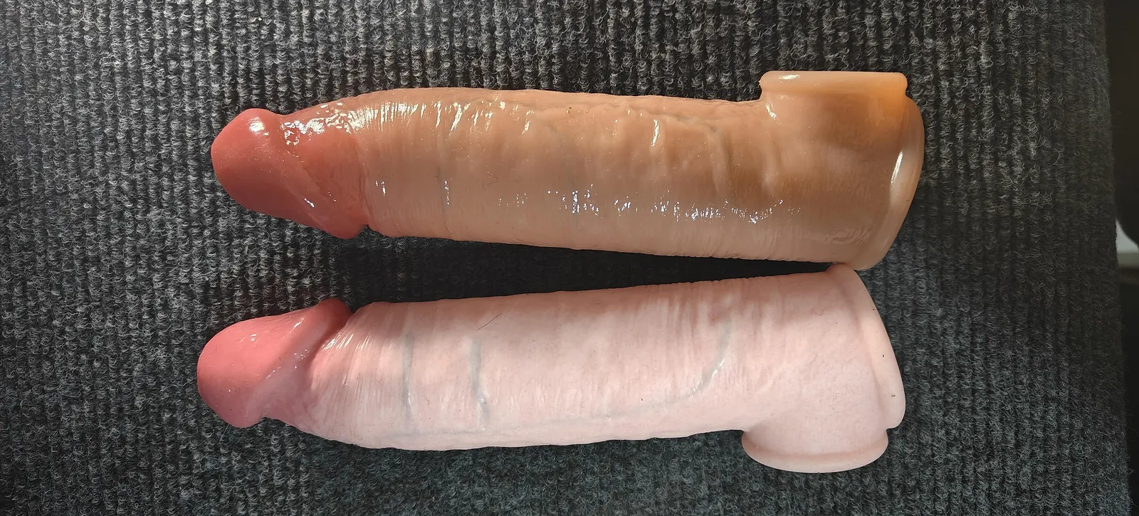 Realistic Dildo (YB51) - Female Sex Toys available in the UAE